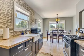 4 Mi to Csusb: Updated Home Near Shops & Eats - Interiør