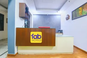 FabHotel Surajkund Residency - Recepción
