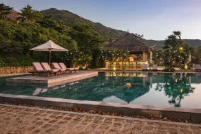 Crown Retreat Quy Nhon Resort - Pool