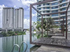 OYO 90776 Fortune 88 Grand Kamala Lagoon - Pool