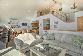 Bay City Home w/ Gorgeous Bay Views From Deck - Interiør