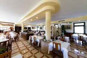 Vald Hotel - Restaurante