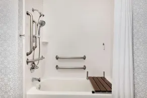 Hampton Inn & Suites Ft. Wayne-North - Salle de bain