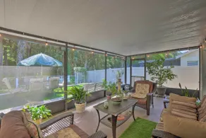 Tampa Home w/ Private Backyard ~ 15 Mi to Downtown - Innenbereich