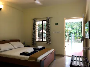 Palm Grove Service Villa - Room