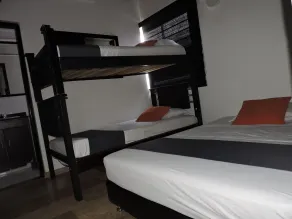 Hotel Casa Blanca Laureles - Room