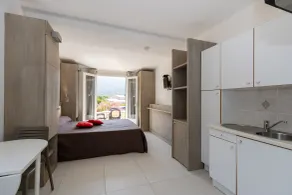Hôtel et Résidence Ta Kladia - Omigna - Vue de la chambre
