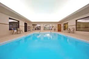 Holiday Inn Express Hotel & Suites Tipp City by IHG - Basseng