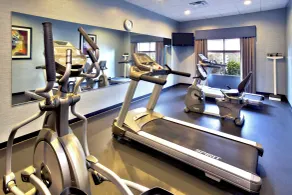 Holiday Inn Express & Suites Oak Ridge by IHG - Area fitness