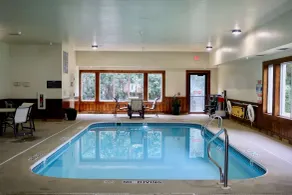Best Western Fostoria Inn & Suites - Pool