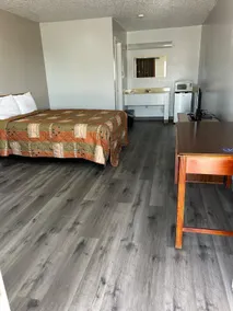 Westworld Country Inn - Room