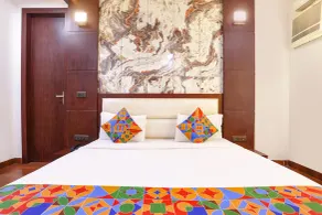 Grand Sparrow Inn - Chambre