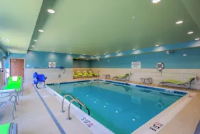 Holiday Inn Express & Suite Milroy - Reedsville By IHG - Basseng