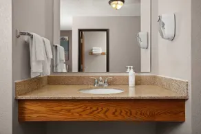 Days Inn by Wyndham Spearfish - Salle de bain