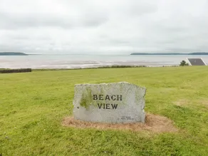 Beach View - Interior