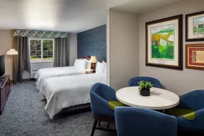 Irish Cottage Inn & Suites - Chambre