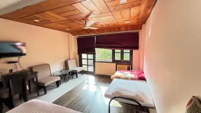 Hotel Dream With Swimming Pool Facility In Lataguri - Habitación