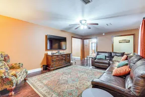 < 1 Mi to Main St Berryville: Spacious Family Home - Innenbereich
