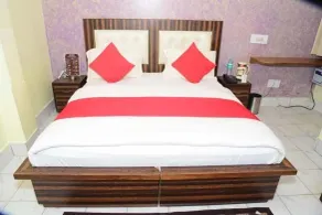 Hotel R.K. Regency - Room