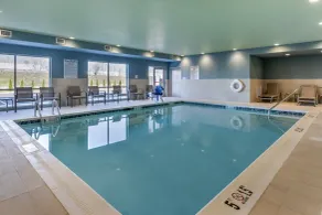 Holiday Inn Express & Suites - Carlisle Southwest I-81 by IHG - Piscine