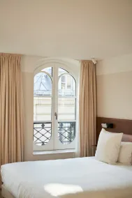 Hôtel du Sentier - Room