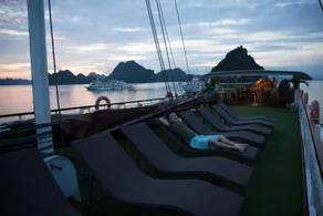 Oriental Sails Cruise - Pool