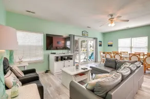 Walk to Ocean & Pier: Surfside Beach House w/ Pool - Interior