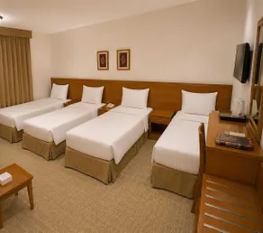 Asmaa Altayseer - Room