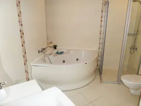 Spacious 2 Bed 2 Bath Home in one of Side's Most Popular Communities - Bathroom