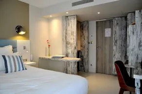 Les 3 Lieux - Hôtel, Restaurant, Espace sensoriel - Chambre