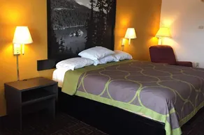 Super 8 by Wyndham Seguin - Chambre