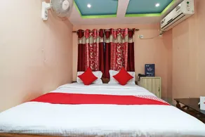 OYO 16627 Xpress Inn - Camera