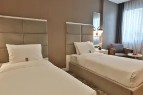 Royal Comfort Hotel - Room