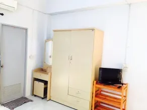 MP House - Room
