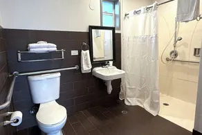 6 Rivers Motel Fortuna near Hwy 101 - Salle de bain