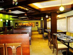 Hotel Ashray - Restaurant