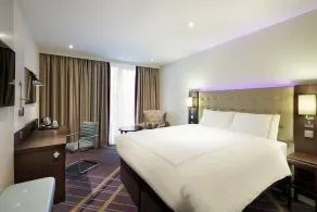 Premier Inn München City West - Room
