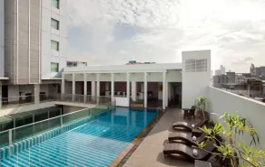 Sparks Life Jakarta, ARTOTEL Curated - Pool