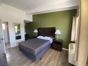 Holiday Motel - Chambre