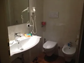 Grande Albergo Potenza - Bathroom