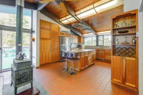 Trail Access On-site: Gorgeous MCM Deck House! - Interiör