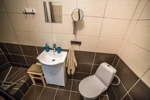 Nitra Glycerin Hostel - Bathroom