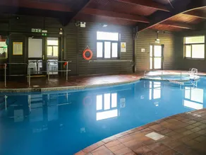 Miles Retreat - Piscine