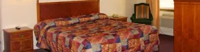 Chateau Inn & Suites - Chambre