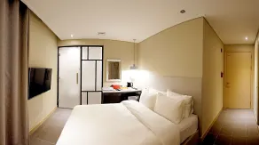 Hotel Millhaus Shinchon - Room