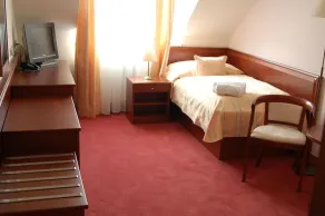 Komorni Hurka - Habitación