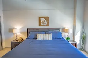 Heaven on Midtown Fully Furnished Apts - Rum