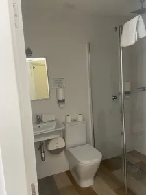 ISA SEVILLA Suites - Bathroom