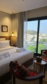 فندق جولدن بلكون-Golden Balcony Hotel - Habitación
