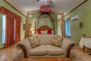 The Whispering Pines Inn - Room